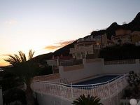 www-hustilferien-dk-ferie-lejlighed-spanien-bolnuevo-solnedgang-pool